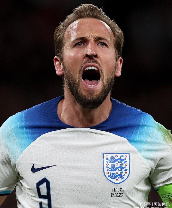 不勒斯强大 不勒斯强大