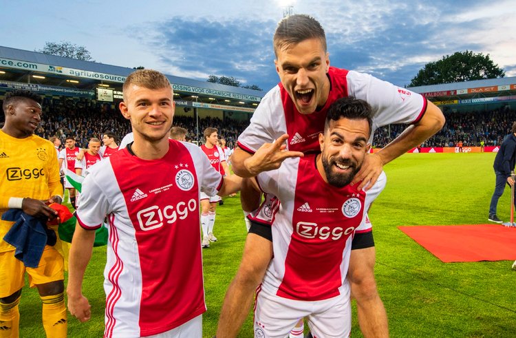 队皆有所斩 队皆有所斩