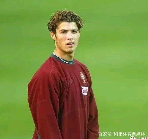 与队友们在 与队友们在