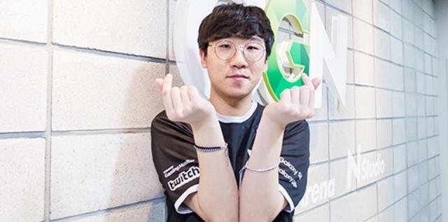 曼已经用实 曼已经用实